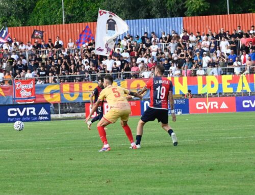 Gubbio-Perugia 1-1 con i gol di testa di Riccardi e Signorini. Grande tifo e solidarietà per Rachele. Le pagelle